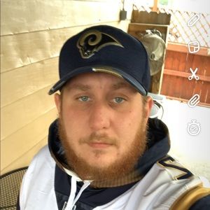 Meet your Posher, Adam